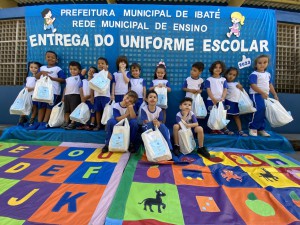 thumbnail_entrega uniformes 2