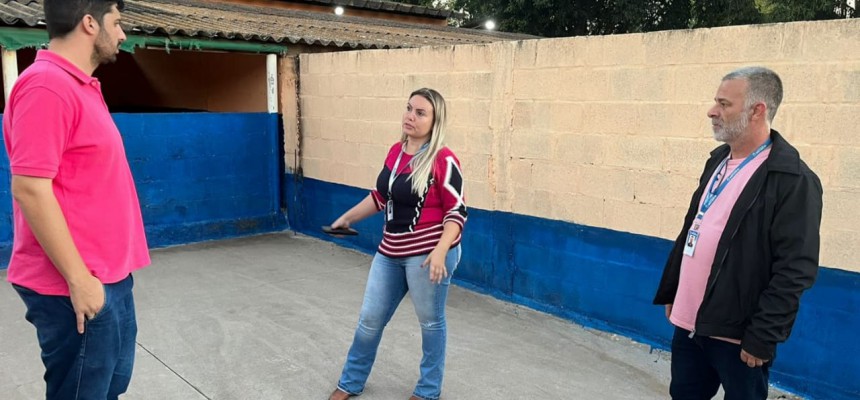 Foto - Visita ao Canil (2)