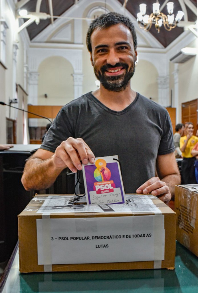 Djalma votando