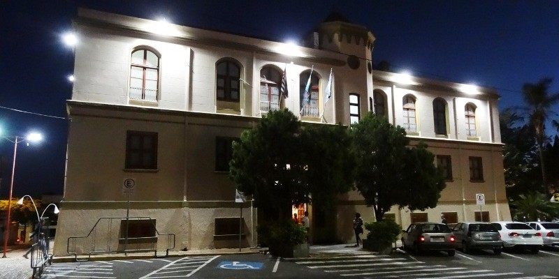 Euclides_da_Cunha_noturno