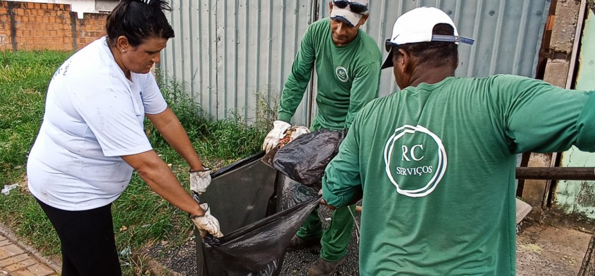 bc7dee18-cf02-4273-881b-cd825f38995f