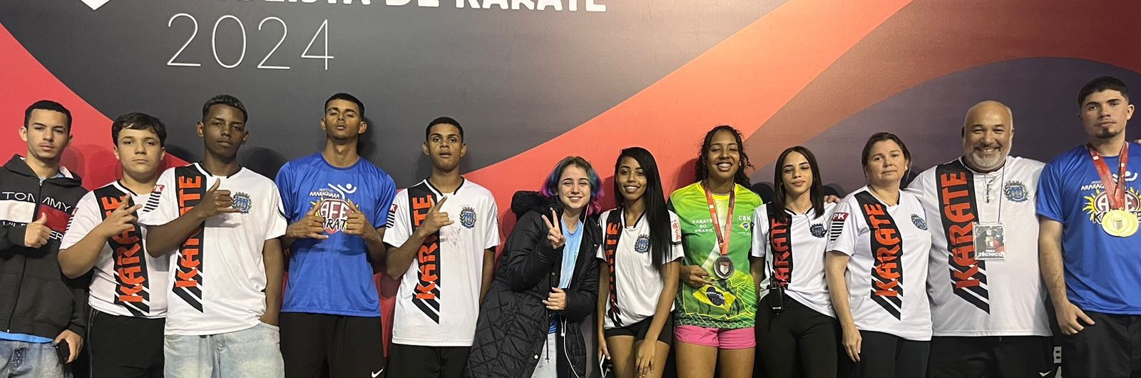 b2fead65-46f7-4011-b5a5-594d4176a634