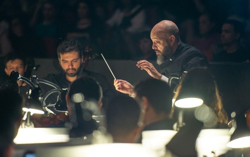 042f6d5e-d627-4a7d-b506-0aa4427193a1