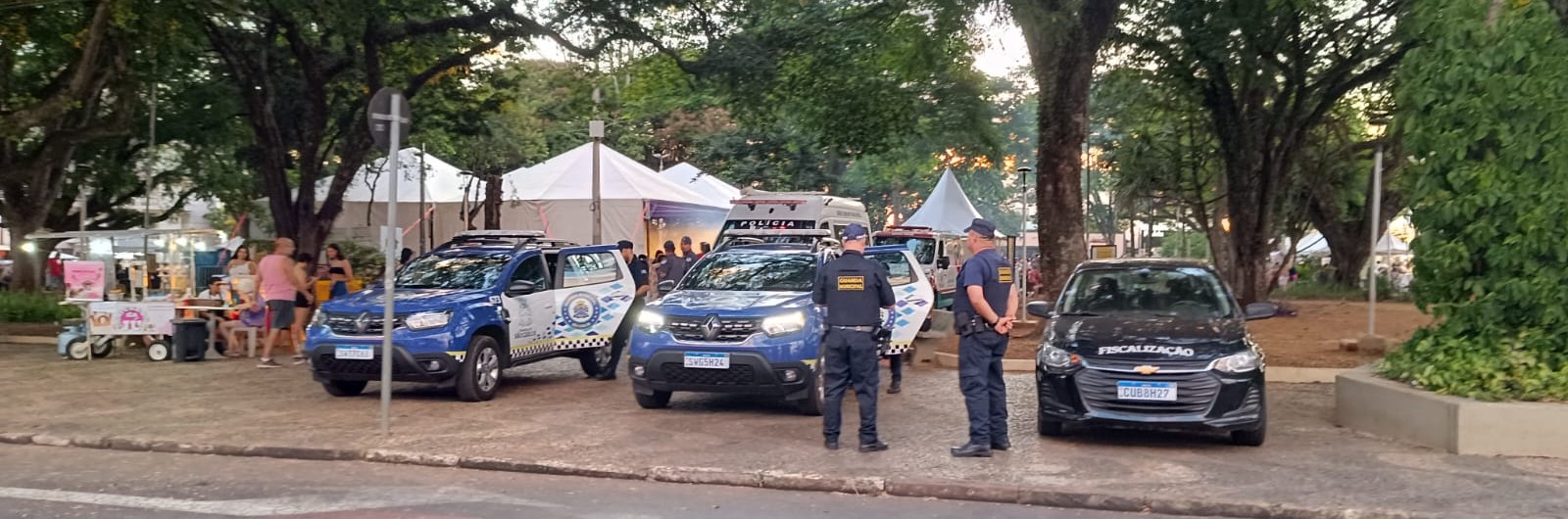 4d92ae43-3fb3-4b06-8d26-b6989c0b3afb